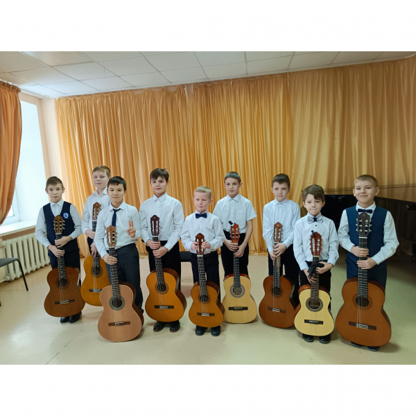 28 января на Отделе народных инструментов прошел IX школьный конкурс «Шаг к успеху».