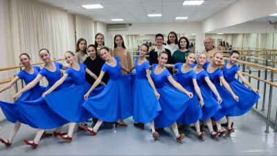 29 сентября Анна Григорьевна Ищенко провела открытый урок по народному танцу на тему: &quot;Танцевальная культура Тюменского региона&quot;